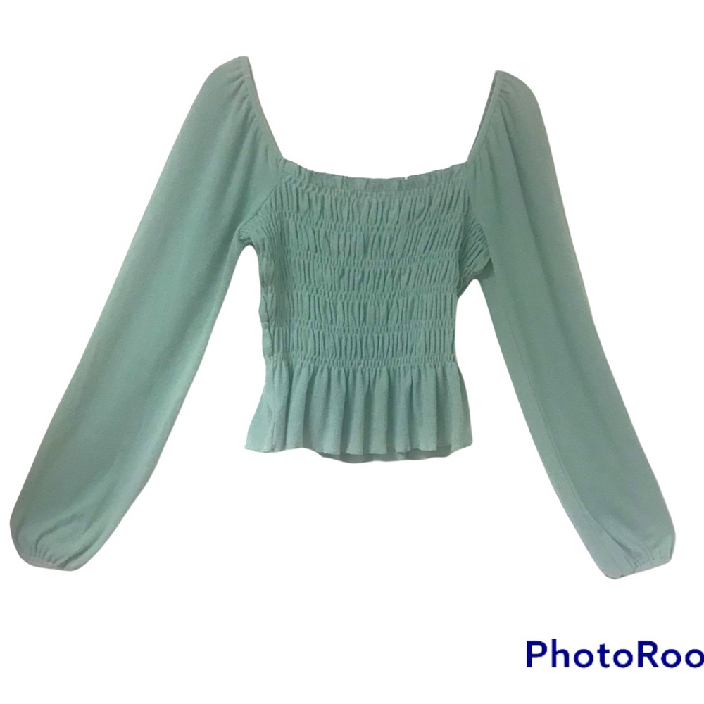 Altar’d State Smocked Stretchy Long Sleeve Top Sz Sm